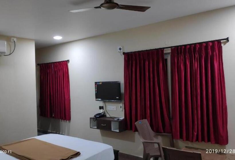 Dream Stay Guest House Пудучеррі Екстер'єр фото