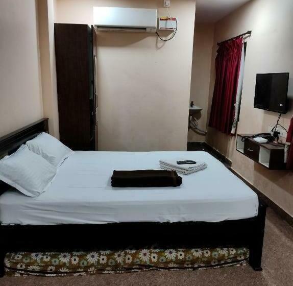Dream Stay Guest House Пудучеррі Екстер'єр фото