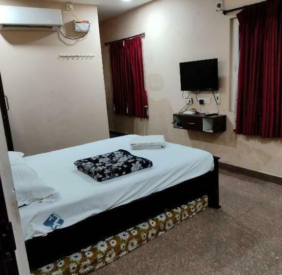 Dream Stay Guest House Пудучеррі Екстер'єр фото